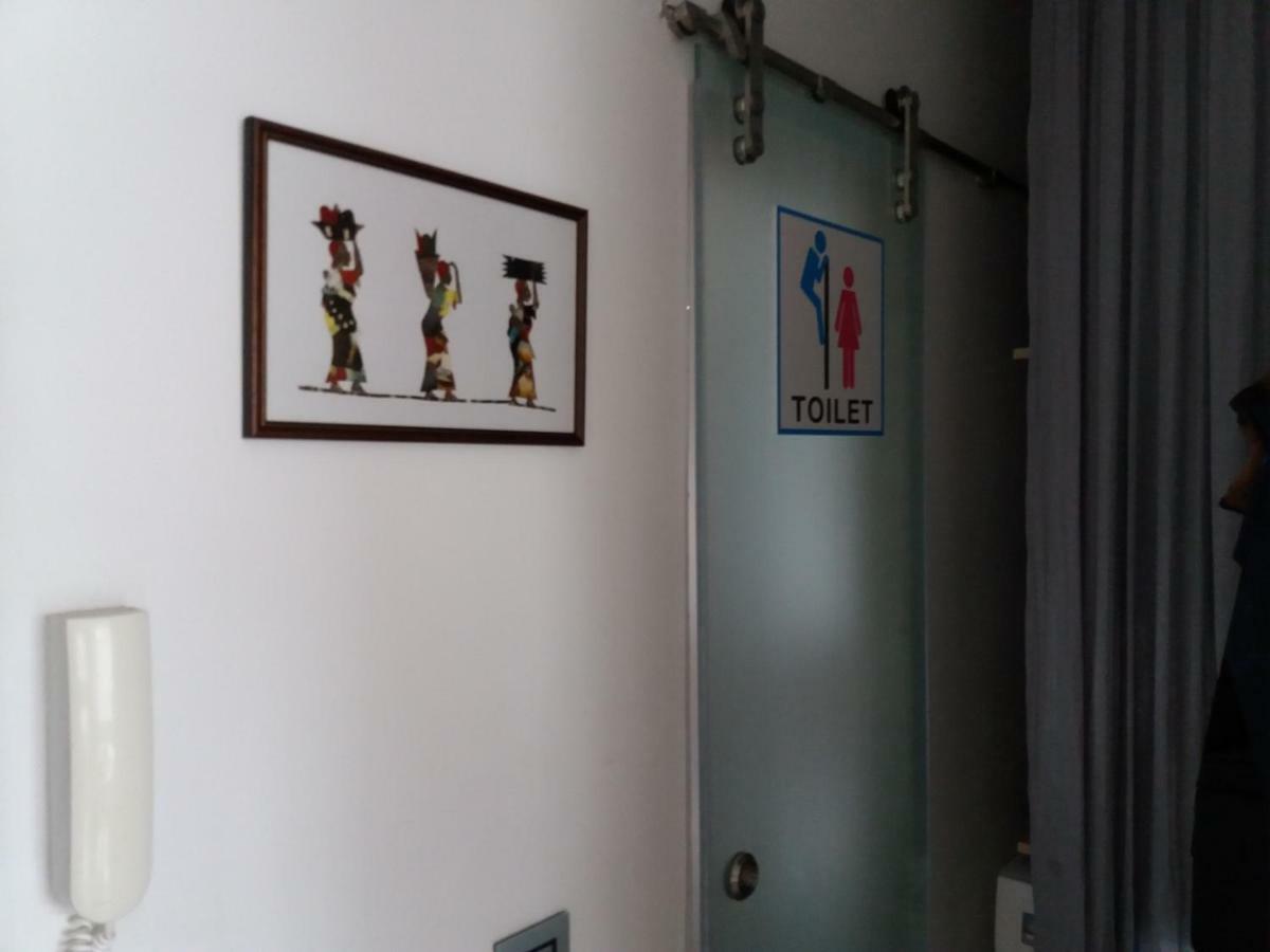 Bright Apartment At A Great Location Sofia Exterior foto